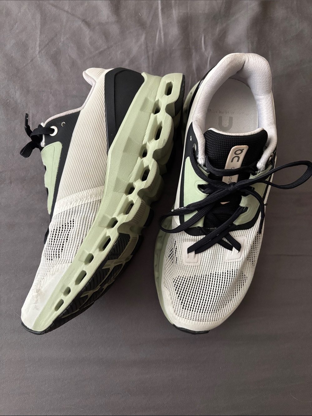 On Running Women's Running Sneakers in White and Green - Picture 3 of 5